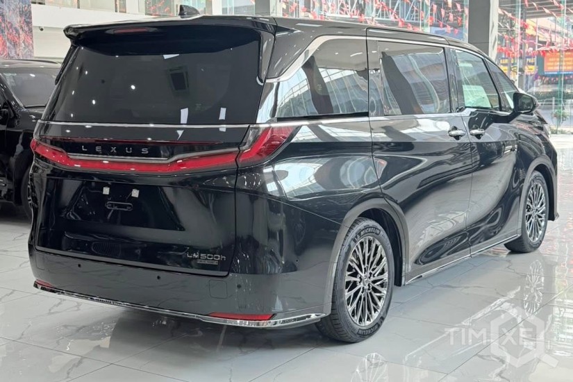 Giao ngay Lexus LM500h 4 chỗ VIP, sản xuất 2025, mới 100%. - TimXe.Net