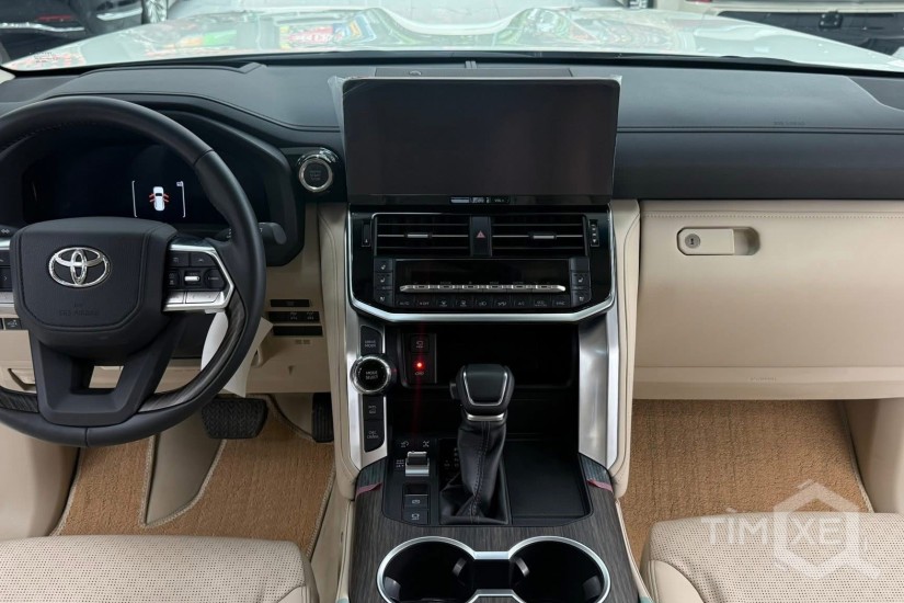 Bán Land Cruiser LC300 sản xuất 2025, siêu lướt 5000Km - TimXe.Net