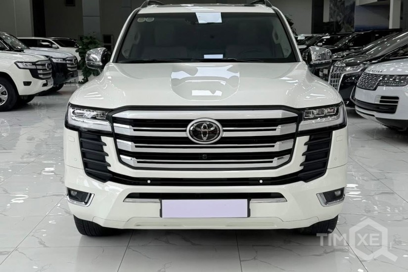 Bán Land Cruiser LC300 sản xuất 2025, siêu lướt 5000Km - TimXe.Net