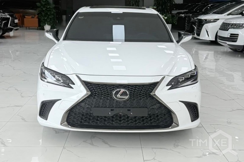 Bán Lexus ES250 Fsport sản xuất 2022. Xe 1 chủ cực mới. - TimXe.Net