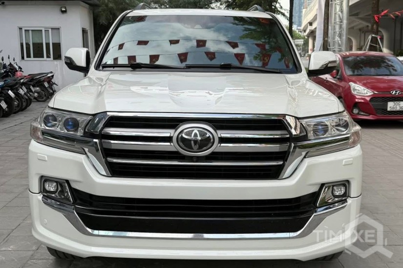Toyota Land Cruiser 5.7 nhập Mỹ, sản xuất 2016. Xe siêu đẹp. - TimXe.Net
