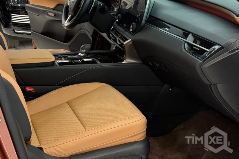 RX350 Premium 2023 siêu luớt 7000 Km, dán full Ppf cả xe. - TimXe.Net