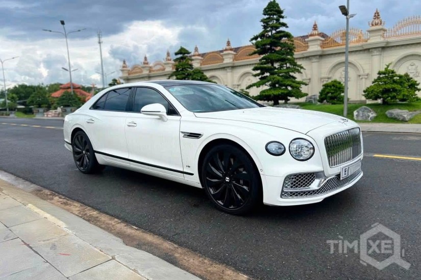Bán Bentley Flying First Edition sản xuất 2021, mới lăn bánh 9000 Km. - TimXe.Net