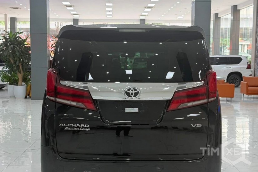 Bán Toyota Alphard Executive lounge sản xuất 2022, lăn bánh cực ít. - TimXe.Net