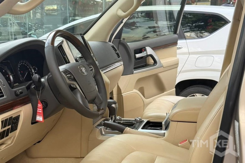 Bán Toyota Land Cruiser 4.6 V8 sản xuất 2016, 1 chủ, full lịch sử hãng - TimXe.Net