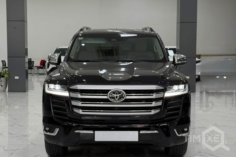 Bán Land Cruiser LC300 sản xuất 2026, lướt 5000Km. - TimXe.Net