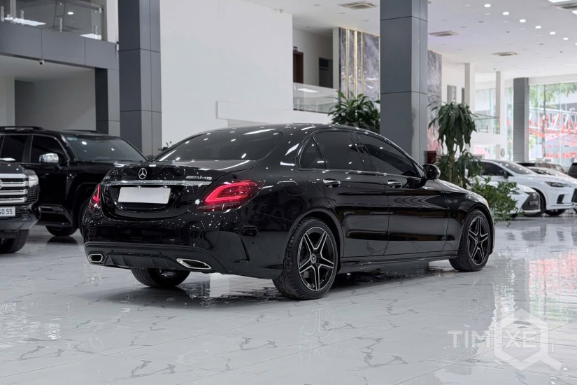 Bán Mercedes C300 AMG sản xuất 2019. xe 1 chủ đi ít, biển Hà Nội. - TimXe.Net