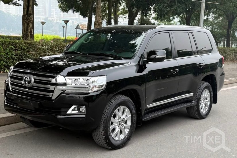 Bán Toyota Land Cruiser 4.6 V8 sản xuất 2020, lên 4 ghế MBS siêu VIP. - TimXe.Net