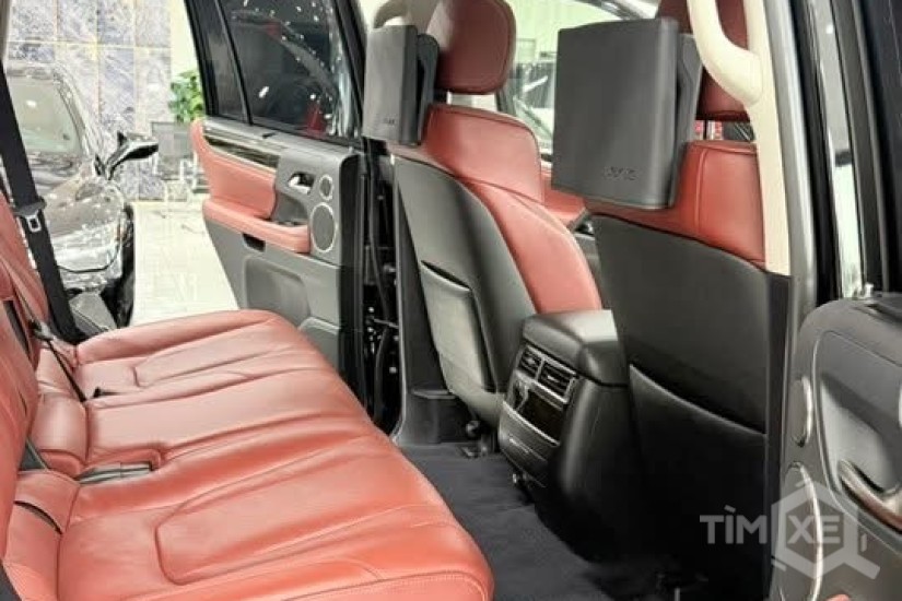 Bán Lexus LX570 nhập Mỹ 2018, 1 chủ, chạy chưa đên 5 vạn. - TimXe.Net