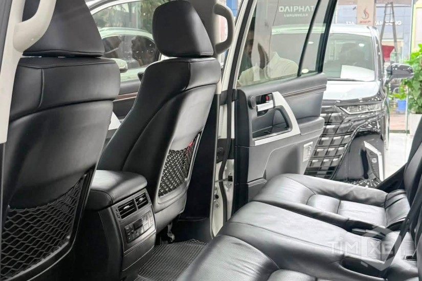 Land Cruiser 4.6 V8, sản xuất 2019 xe đẹp xuất sắc. Giá cực tốt. - TimXe.Net