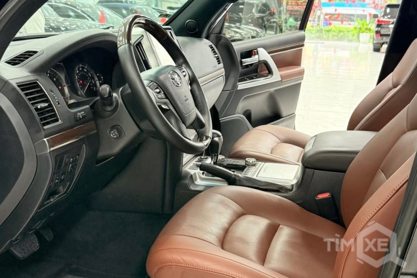 Duy nhất thị trường. Land Cruiser 5.7 nhập Mỹ 2016. Xe đi ít siêu mới. - TimXe.Net