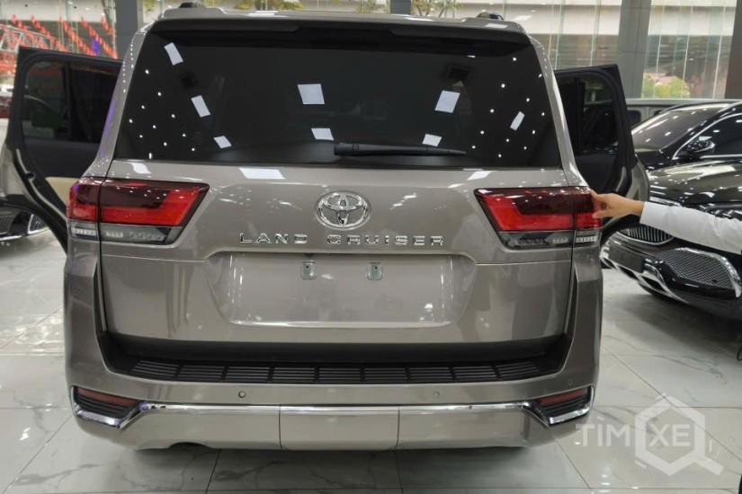 Xe cũ Toyota Land Cruiser LC300 2024 Nhập khẩu - TimXe.Net