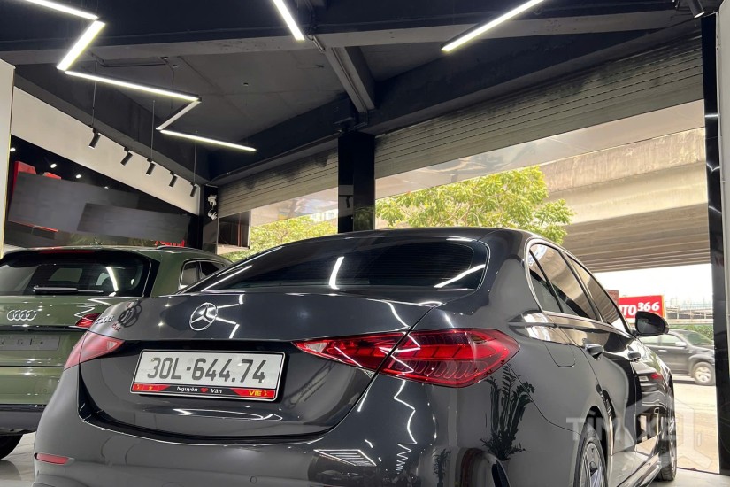 Xe Mercedes-Benz C-Class C300 AMG 2022 Màu Đen Nội Thất Đen Siêu Lướt Chính Hãng - TimXe.Net