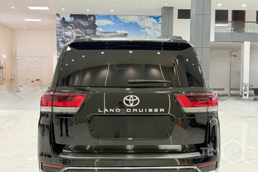 Bán Land Cruiser LC300 sản xuất 2023. Xe cực mới. - TimXe.Net