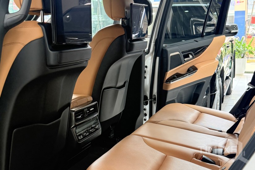 Bán Lexus LX600 Urban 7 chỗ, sản xuất 2023. xe cực đẹp. - TimXe.Net