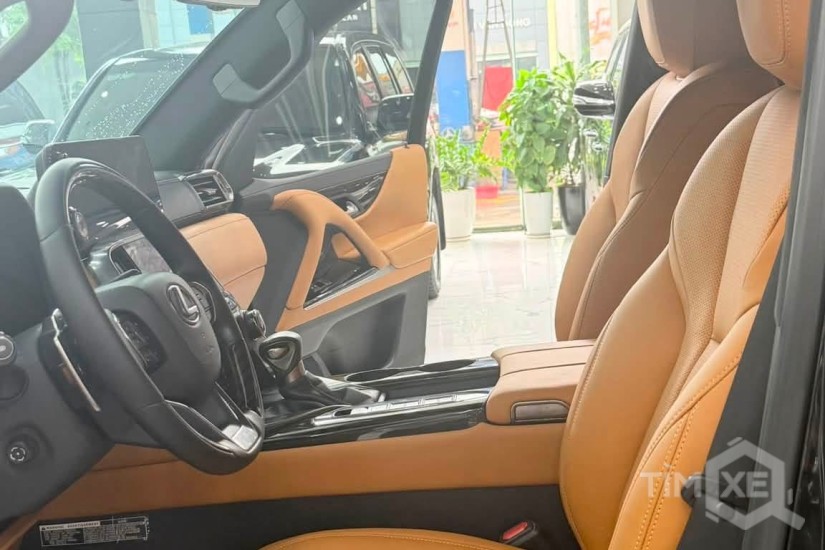 Bán Lexus LX600 Urban 7 chỗ màu Đen. Xe cực đẹp. - TimXe.Net