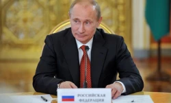 Vladimir Putin sẵn lòng đi xe điện Tesla?