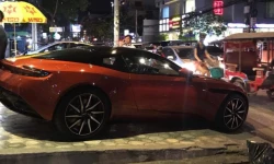 Aston Martin DB11 đầu tiên cập bến Campuchia, đại gia Việt "phát thèm"