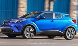 Toyota C-HR gây "sốt"  tại thị tường châu Âu
