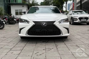 Bán Lexus ES250 Model 2020, 1 chủ, xe siêu mới.. TimXe.Net