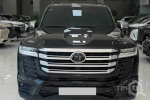 Siêu lướt 5000Km. Land Cruiser LC300 sản xuất 2026. TimXe.Net