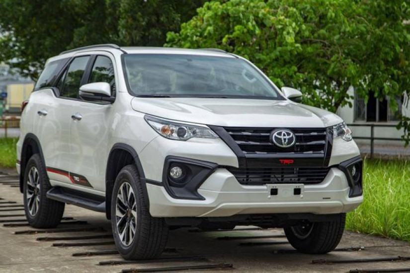 Toyota Fortuner thể thao ra mắt thị trường Việt Nam, giá gần 1,2 tỷ đồng