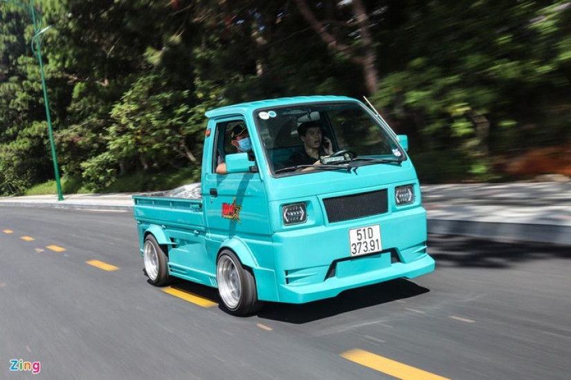 Xe tải nhỏ Suzuki Carry độ widebody tại TP.HCM