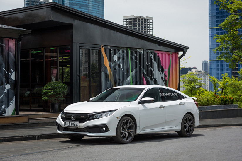 [ĐÁNH GIÁ XE] Honda Civic RS 2019 - Thay đổi nhỏ, hiệu quả lớn