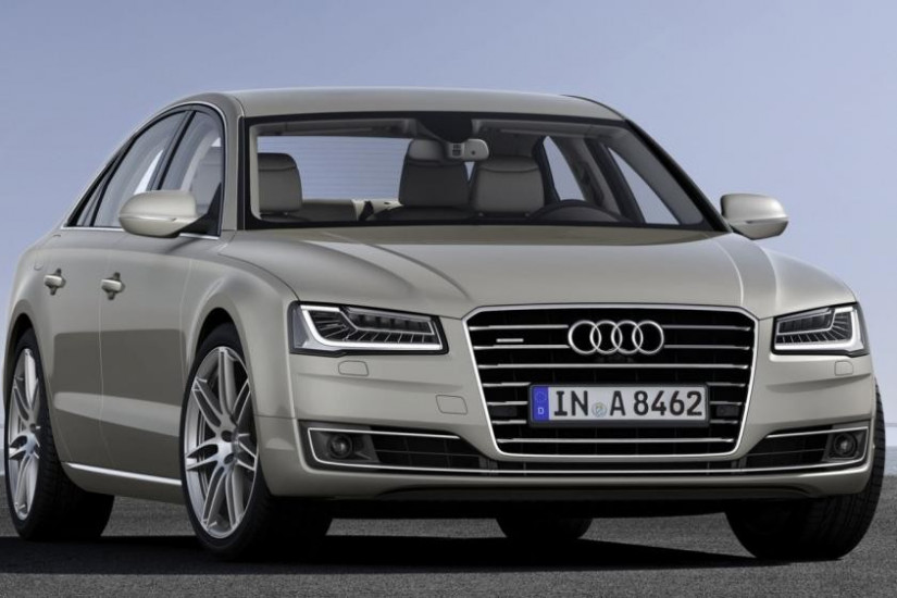 Phần mềm kiểm soát khí thải trên Audi A8 gặp lỗi
