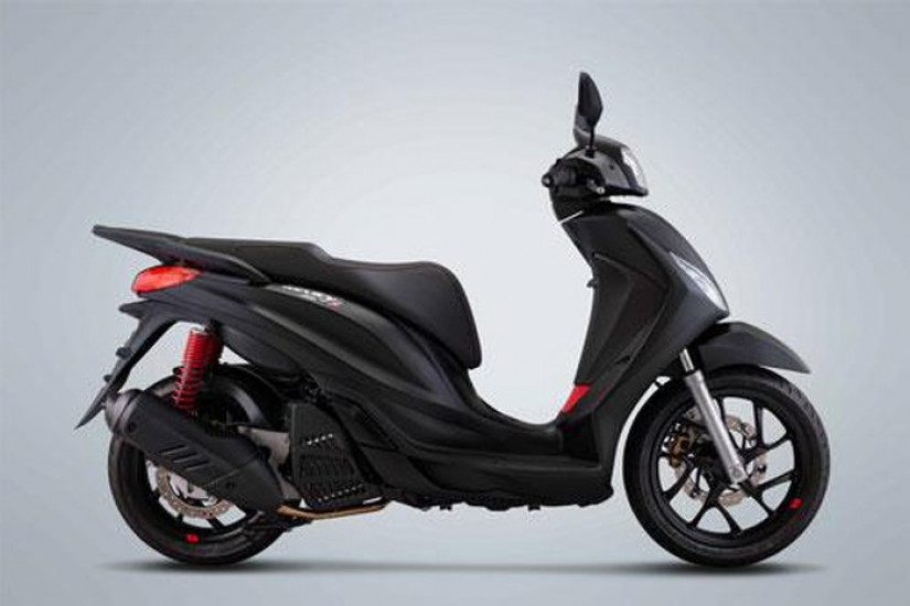 Giá lăn bánh Piaggio Medley 2020, đối thủ đáng gờm của Honda SH