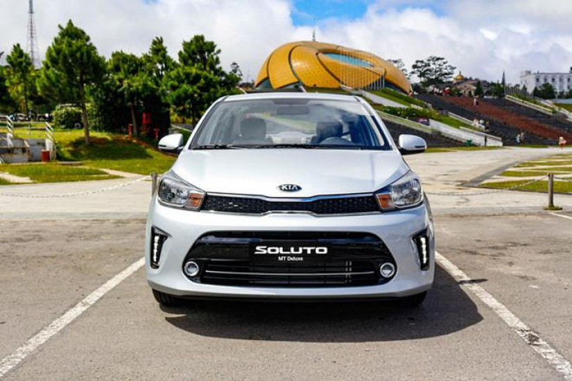 Mới tung ra thị trường, Kia Soluto đã 'đe dọa' doanh số Honda City