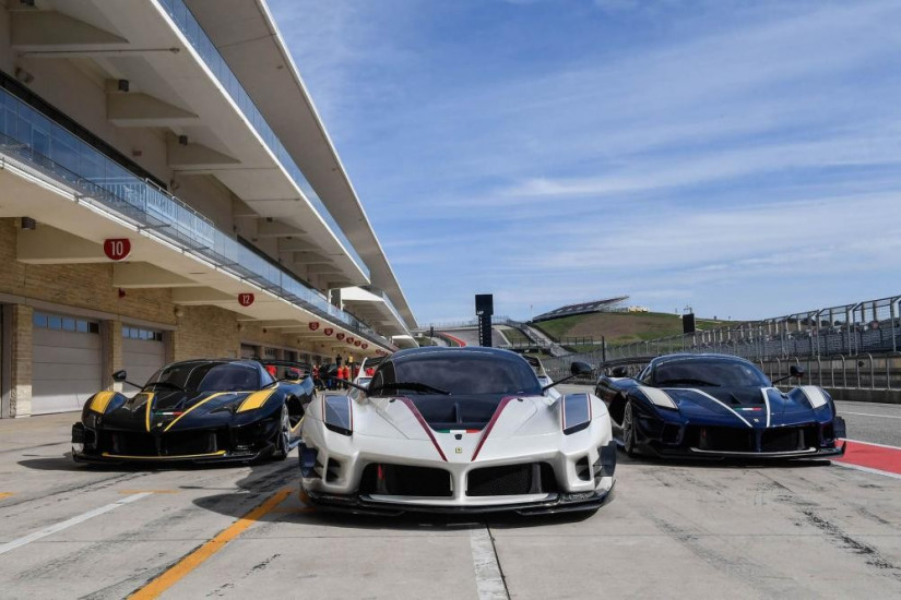 "Mãnh thú" Ferrari FXX K Evo lần đầu xuất hiện trên đường đua