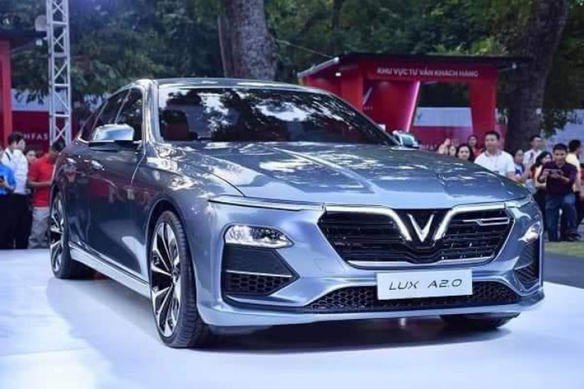 Bảng giá xe VinFast tháng 12: Đại lý giảm nhẹ giá Fadil để cạnh tranh với Kia Morning