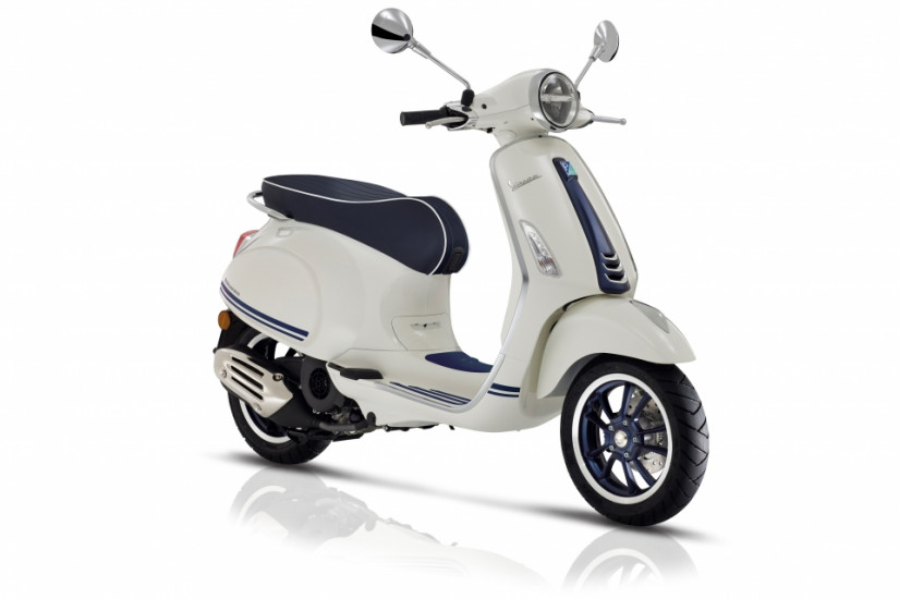 Vespa Primavera phiên bản du thuyền có giá 77,5 triệu đồng