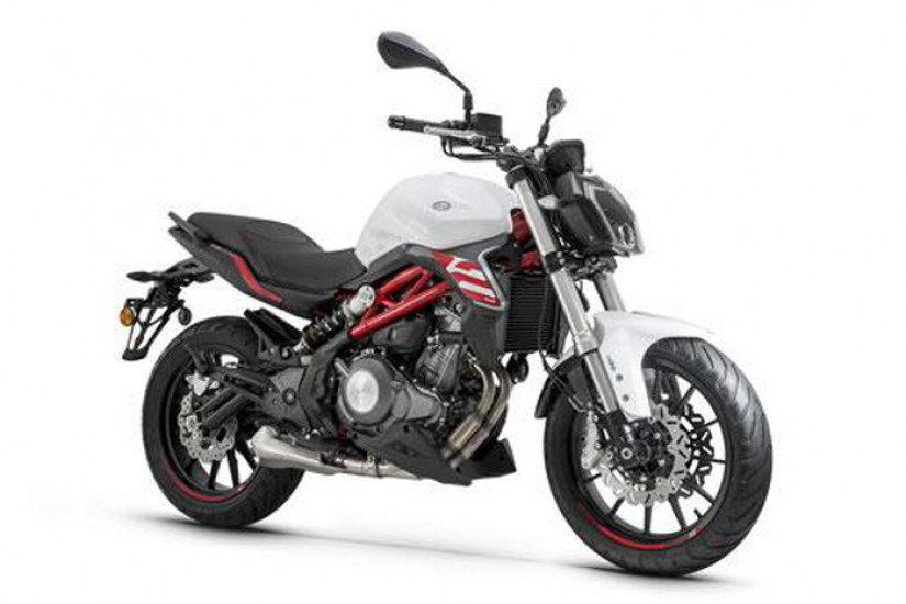 Chi tiết Benelli 302S 2019, đối thủ đáng gờm của Yamaha YZF-R3, Kawasaki Ninja 300