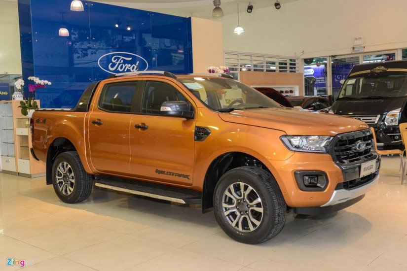 Ford phủ nhận rò rỉ dầu động cơ là lỗi kỹ thuật, người dùng bức xúc