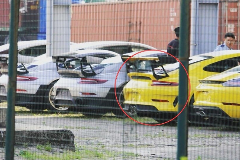 Siêu xe Porsche 911 GT3 RS đời 2019 đầu tiên cập bến tại Việt Nam