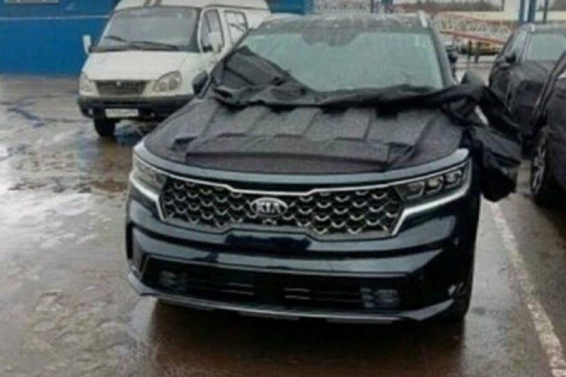 Kia Sorento hoàn toàn mới lộ diện, chuẩn bị ra mắt