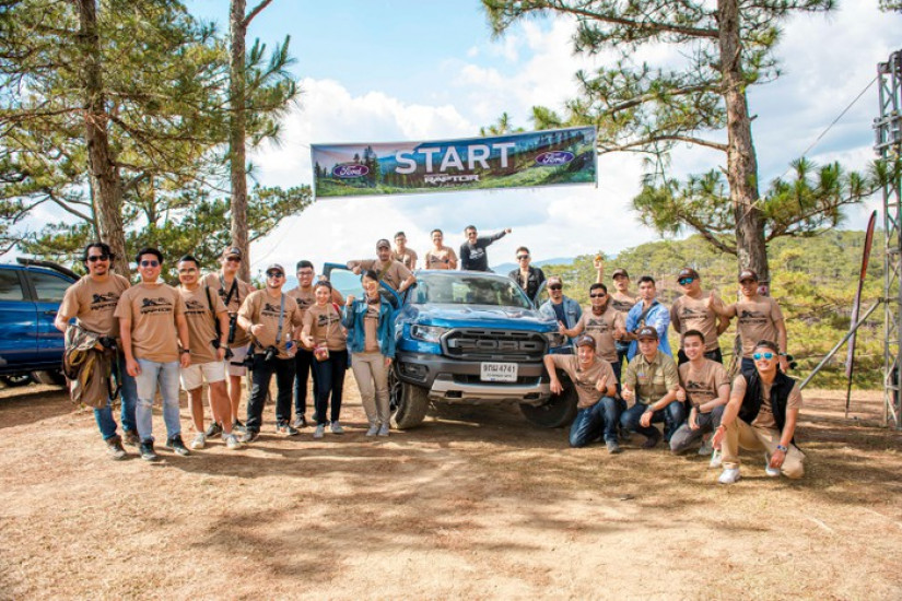 Ford Ranger Raptor mang đến trải nghiệm Off-road đầy ấn tượng tại Việt Nam