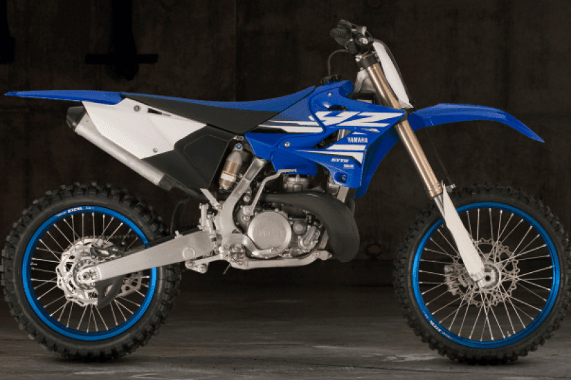 Yamaha bất ngờ công bố xe địa hình YZ500 để cạnh tranh với Honda CR500