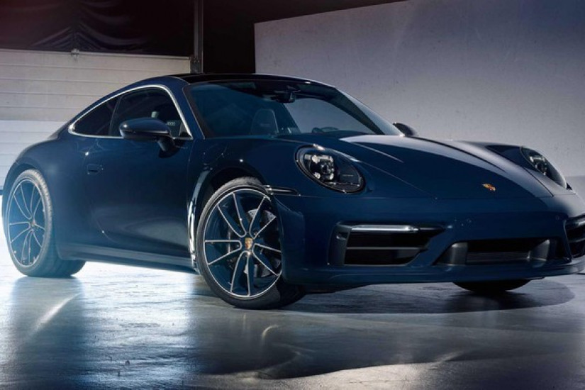 Porsche ra mắt 911 phiên bản đặc nhằm tri ân tay đua huyền thoại