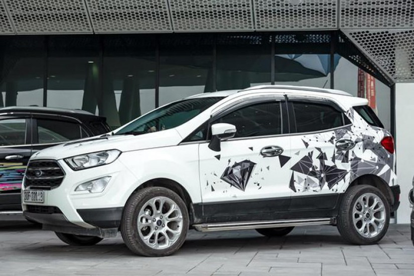 SUV cỡ nhỏ hạ giá - Ford EcoSport giảm gần 70 triệu