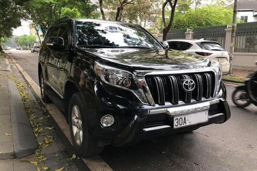 Có nên mua Toyota Land Cruiser Prado 2015 hơn 1,4 tỷ ở Hà Nội