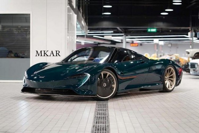 McLaren Speedtail khoác áo carbon xanh hàng độc tại Bahrain