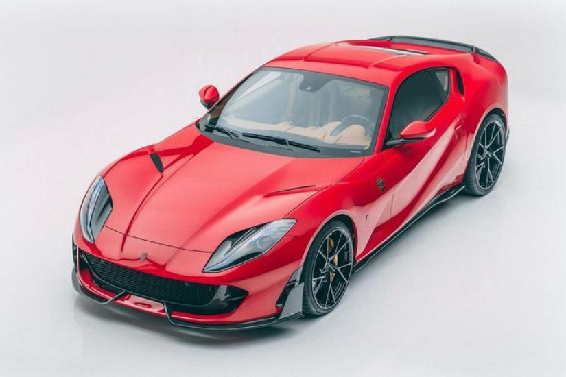 Mansory nâng cấp nhẹ 'ngựa hoang' Ferrari 812 Superfast