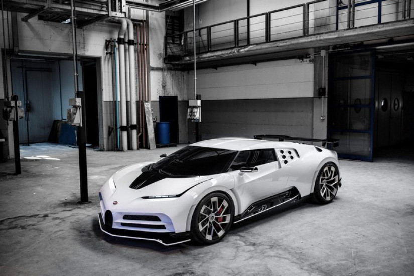 Siêu xe Bugatti Centodieci bán với giá 8,9 triệu USD