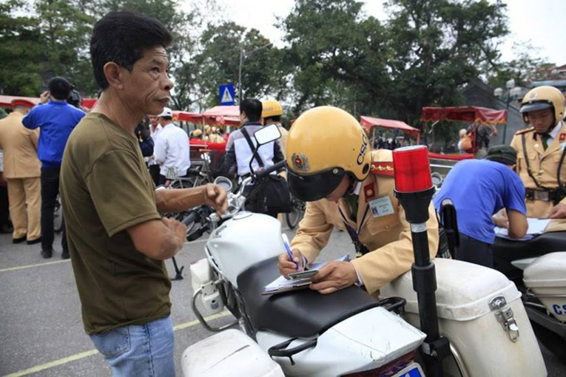 CSGT Hà Nội phạt hơn 6.600 tài xế trong 4 ngày qua