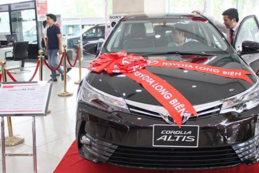 Bảng giá ô tô Toyota mới nhất: Corolla Altis trở lại với giá niêm yết