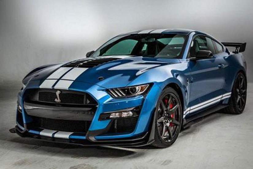 Sở hữu Ford Shellby Mustang GT500 chỉ với hơn 200 nghìn đồng