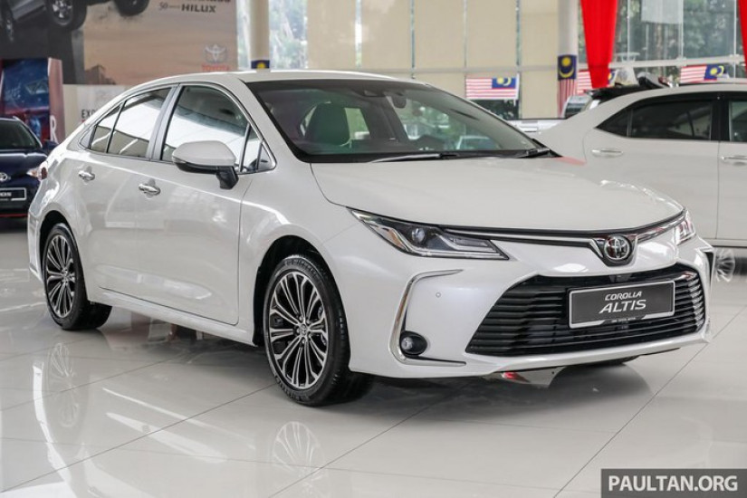 Cận cảnh Toyota Corolla Altis 1.8G 2020 nhiều khả năng về VN